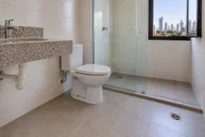 Sinal visível relacionado a Quando o mau cheiro em imóvel vazio pede atenção no imóvel.